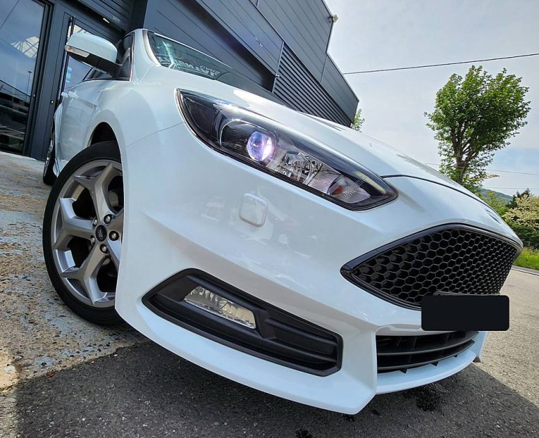 Ford  Focus 2017 2.0 250 ST*RECARO*GPS*XENON*