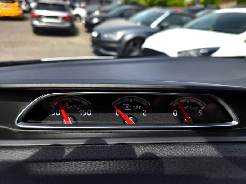 Ford  Focus 2017 2.0 250 ST*RECARO*GPS*XENON*