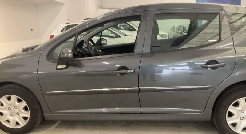 PEUGEOT 207 SW / BREAK PHASE 2 1.4 VTI 95 PREMIERE MAIN / 8.300 Kms REELS CRIT AIR 1 - GARANTIE 1 AN