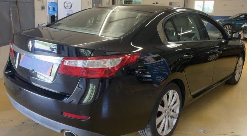 RENAULT LATITUDE INITIALE PARIS 2.0 DCI 175 Cv 22 670 Kms REELS / BOITE AUTOMATIQUE - GARANTIE 1 AN