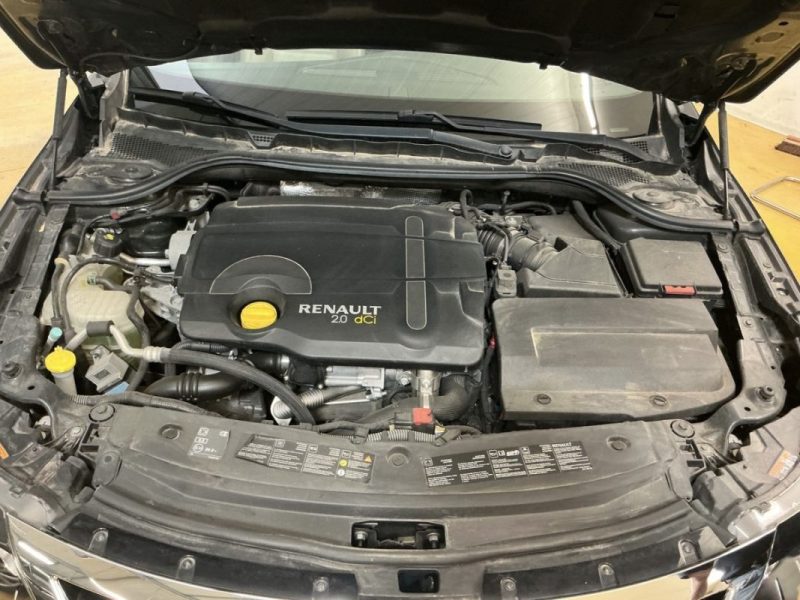 RENAULT LATITUDE INITIALE PARIS 2.0 DCI 175 Cv 22 670 Kms REELS / BOITE AUTOMATIQUE - GARANTIE 1 AN