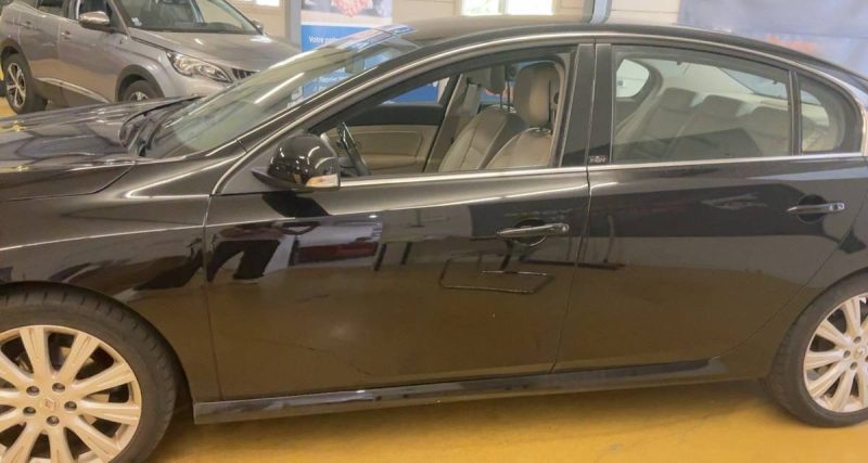 RENAULT LATITUDE INITIALE PARIS 2.0 DCI 175 Cv 22 670 Kms REELS / BOITE AUTOMATIQUE - GARANTIE 1 AN