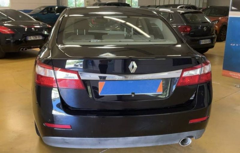 RENAULT LATITUDE INITIALE PARIS 2.0 DCI 175 Cv 22 670 Kms REELS / BOITE AUTOMATIQUE - GARANTIE 1 AN