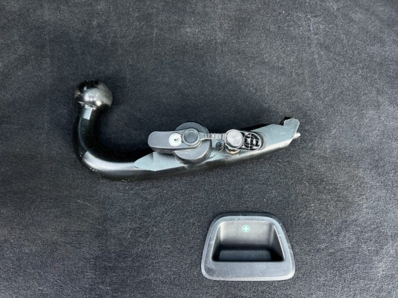 VOLVO XC60 PHASE 2 MOMENTUM D5 2.4 D 220 Cv AWD 4x4 BOITE AUTO CUIR GPS CRIT AIR 2 - GARANTIE 1 AN