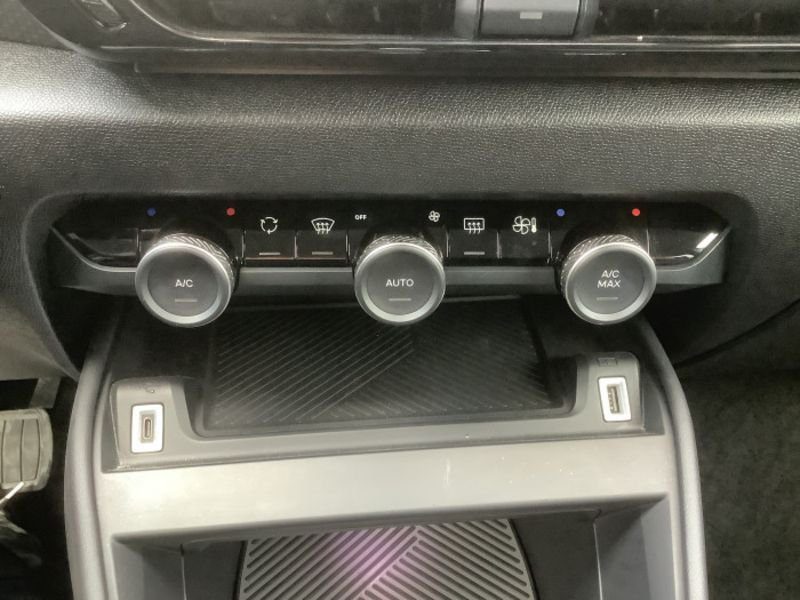 Citroën C4 PureTech 130 S&S EAT8 Shine