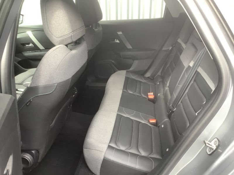 Citroën C4 PureTech 130 S&S EAT8 Shine