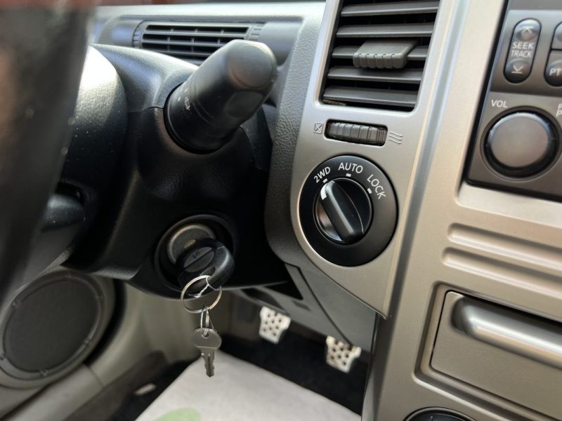 NISSAN X-TRAIL PHASE 2 II 2.2 DCI 136 Cv 4WD 56 800 Kms TOIT OUVRANT PANORAMIQUE - GARANTIE 1 AN