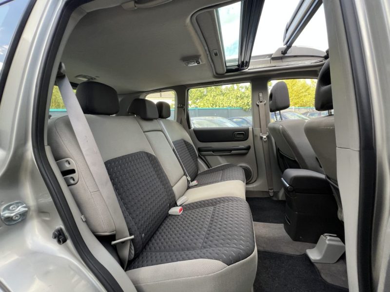 NISSAN X-TRAIL PHASE 2 II 2.2 DCI 136 Cv 4WD 56 800 Kms TOIT OUVRANT PANORAMIQUE - GARANTIE 1 AN
