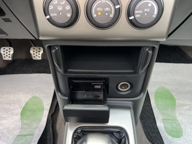 NISSAN X-TRAIL PHASE 2 II 2.2 DCI 136 Cv 4WD 56 800 Kms TOIT OUVRANT PANORAMIQUE - GARANTIE 1 AN