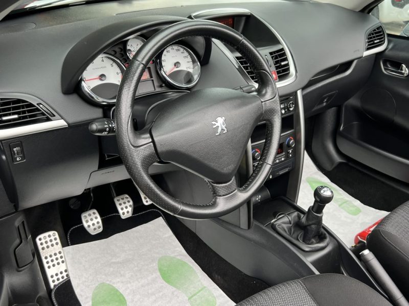 PEUGEOT 207 CC PHASE 2 CABRIOLET SPORT PACK 1.6 VTI 120 Cv 49 400 Kms CRIT AIR 1 - GARANTIE 1 AN