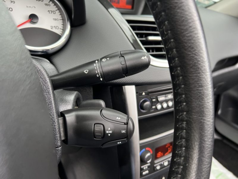 PEUGEOT 207 CC PHASE 2 CABRIOLET SPORT PACK 1.6 VTI 120 Cv 49 400 Kms CRIT AIR 1 - GARANTIE 1 AN