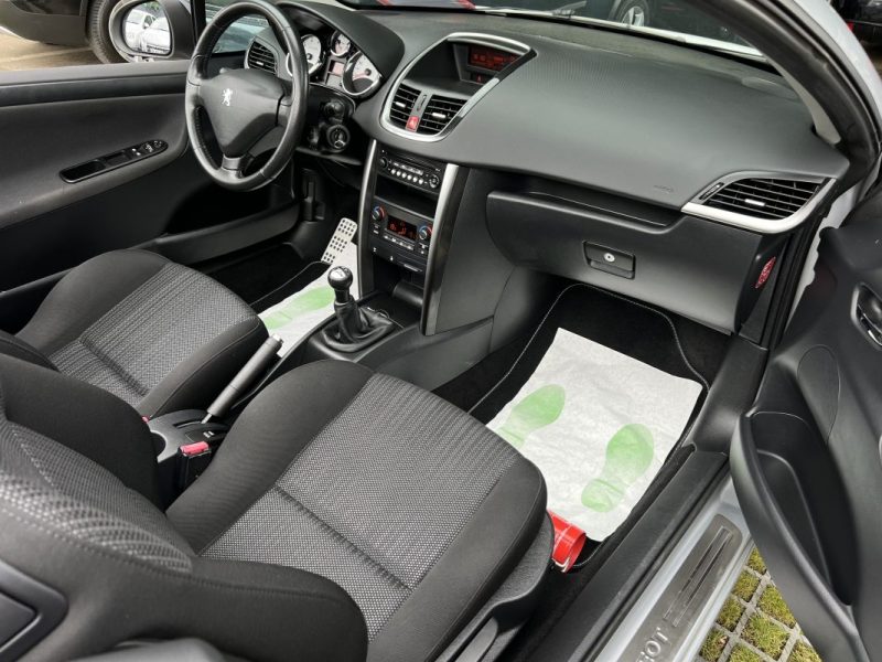 PEUGEOT 207 CC PHASE 2 CABRIOLET SPORT PACK 1.6 VTI 120 Cv 49 400 Kms CRIT AIR 1 - GARANTIE 1 AN