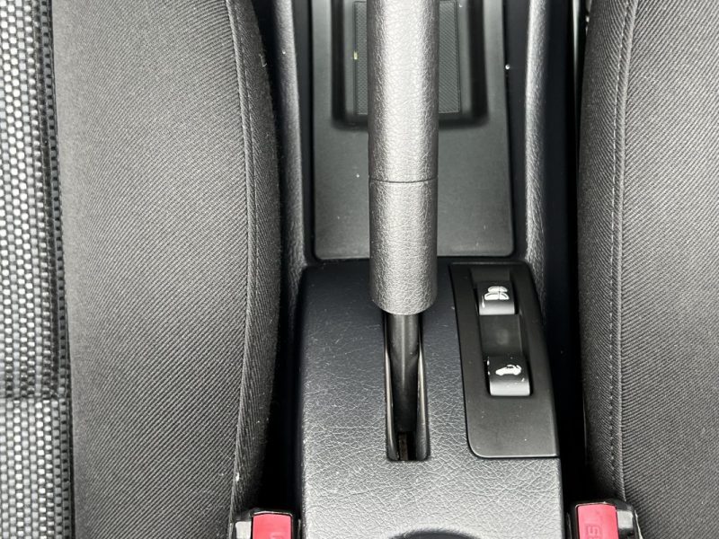 PEUGEOT 207 CC PHASE 2 CABRIOLET SPORT PACK 1.6 VTI 120 Cv 49 400 Kms CRIT AIR 1 - GARANTIE 1 AN