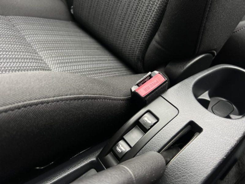 PEUGEOT 207 CC PHASE 2 CABRIOLET SPORT PACK 1.6 VTI 120 Cv 49 400 Kms CRIT AIR 1 - GARANTIE 1 AN