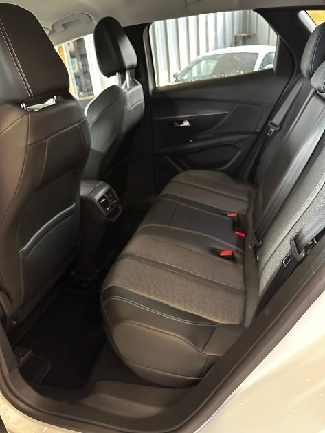 3008 hybrid e-EAT8 225 ALLURE