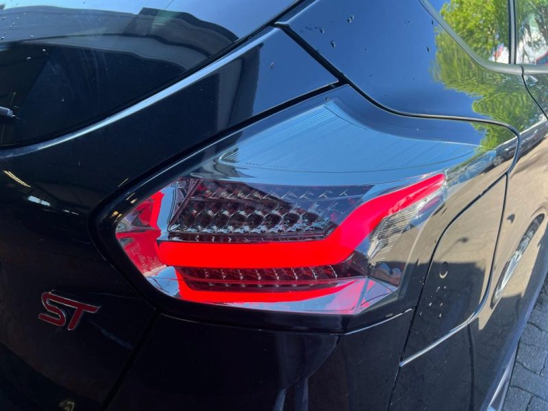 Ford Focus 2017 2.0 250 ST*RECARO*GPS*XENON