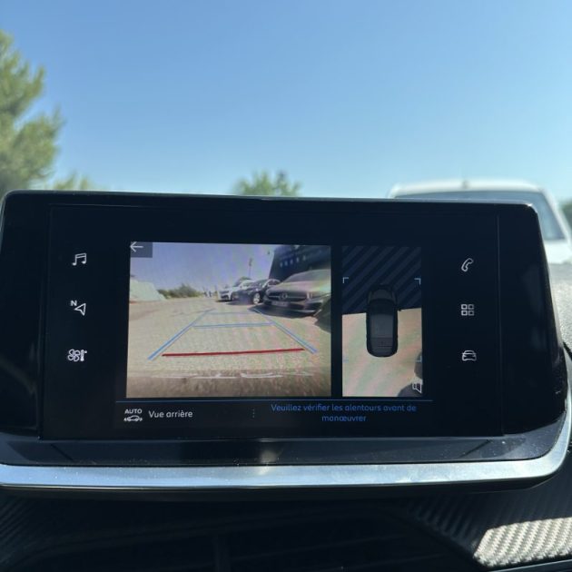 PEUGEOT 208 1.5 BLUE HDI 100 cv ALLURE Garantie 12 mois