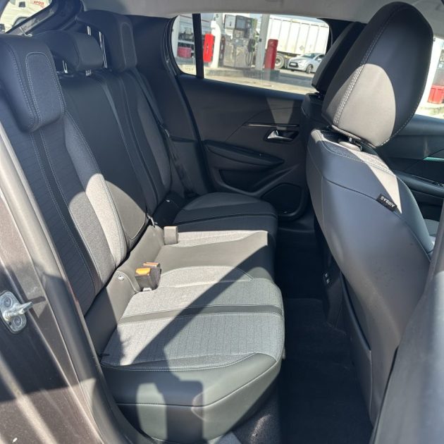 PEUGEOT 208 1.5 BLUE HDI 100 cv ALLURE Garantie 12 mois