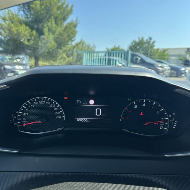 PEUGEOT 208 1.5 BLUE HDI 100 cv ALLURE Garantie 12 mois