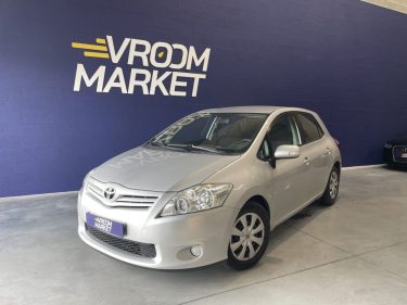 TOYOTA AURIS 90 D-4D Active BVM6