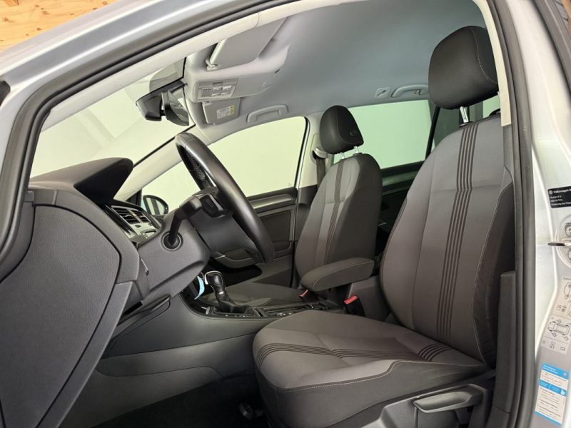 VOLKSWAGEN GOLF 2017