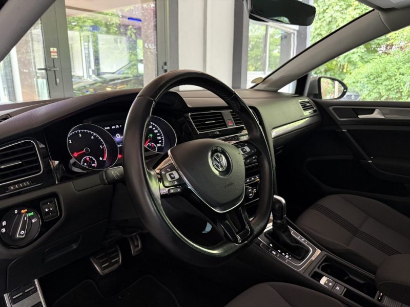 VOLKSWAGEN GOLF 2017
