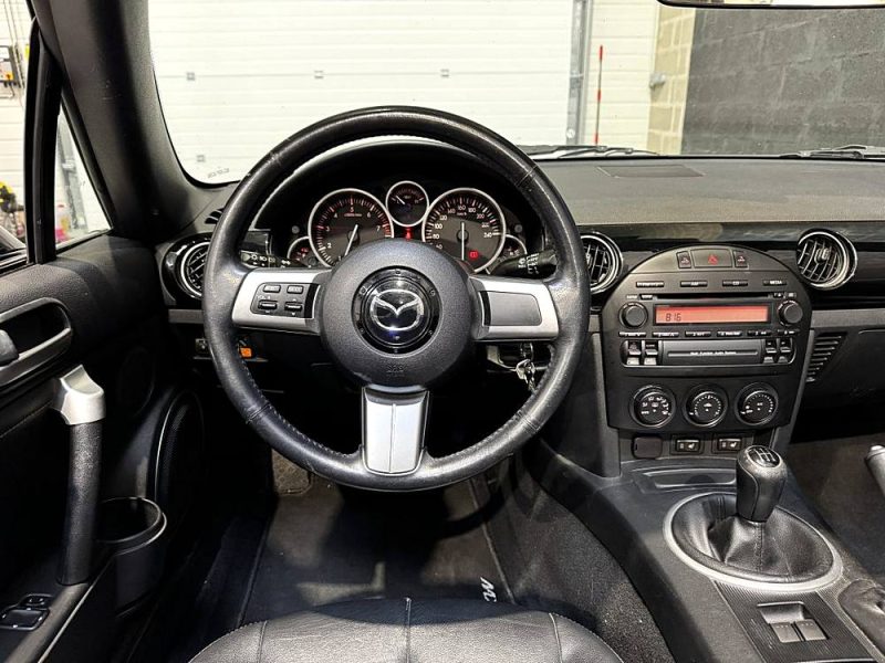   Mazda MX-5 1.8 126 ch NC Roadster HARD TOP - SUIVI COMPLET - 3 EME MAIN - ORIGINE FRANCE