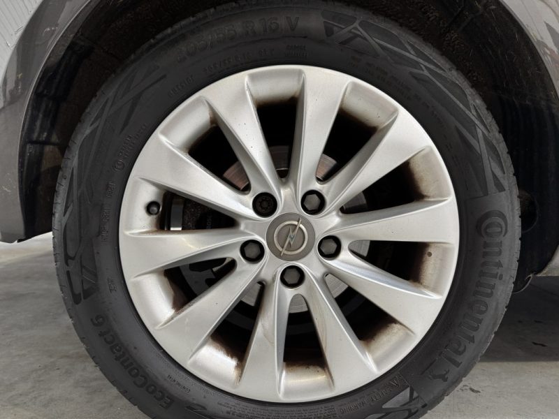   OPEL MERIVA 1.4 Turbo - 120 ch Twinport Start/Stop Cosmo Pack - MOTEUR A CHAINE - 2 EME MAIN