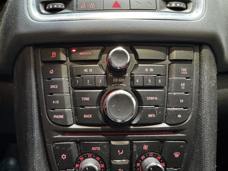   OPEL MERIVA 1.4 Turbo - 120 ch Twinport Start/Stop Cosmo Pack - MOTEUR A CHAINE - 2 EME MAIN