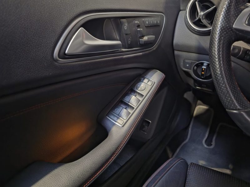 MERCEDES CLASSE GLA 250 4-Matic Fascination 7-G DCT A