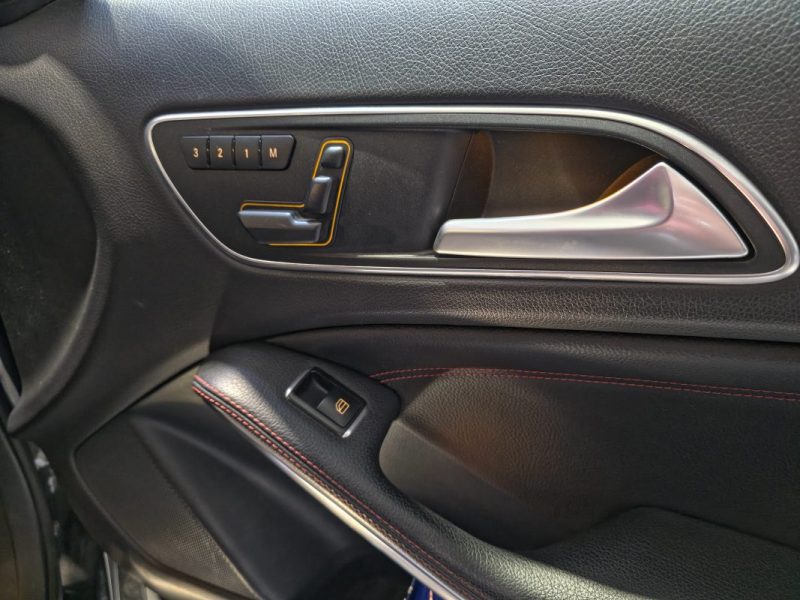 MERCEDES CLASSE GLA 250 4-Matic Fascination 7-G DCT A