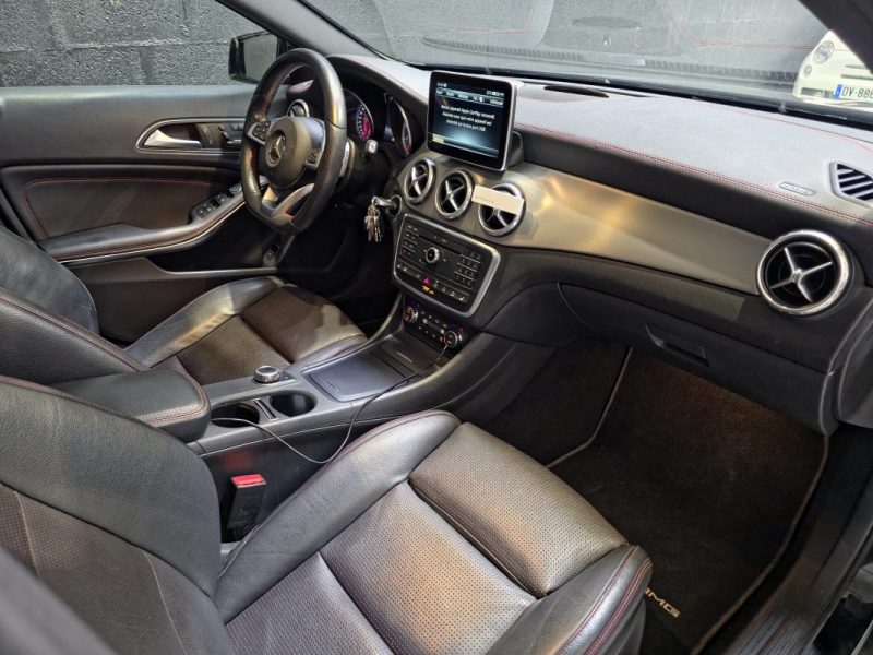 MERCEDES CLASSE GLA 250 4-Matic Fascination 7-G DCT A