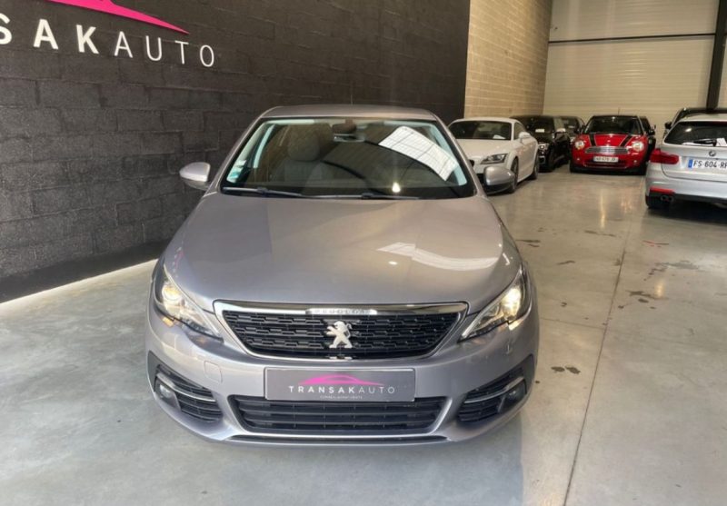 PEUGEOT 308 1.2 PureTech 110ch Style BVM6 / Distribution Neuve