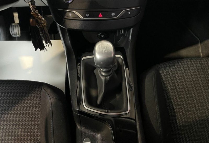 PEUGEOT 308 1.2 PureTech 110ch Style BVM6 / Distribution Neuve