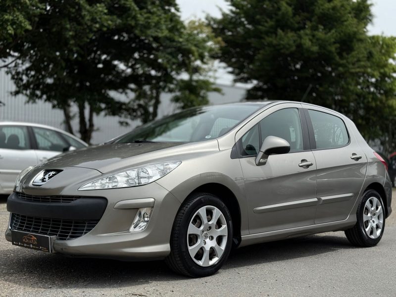 PEUGEOT 308 2010