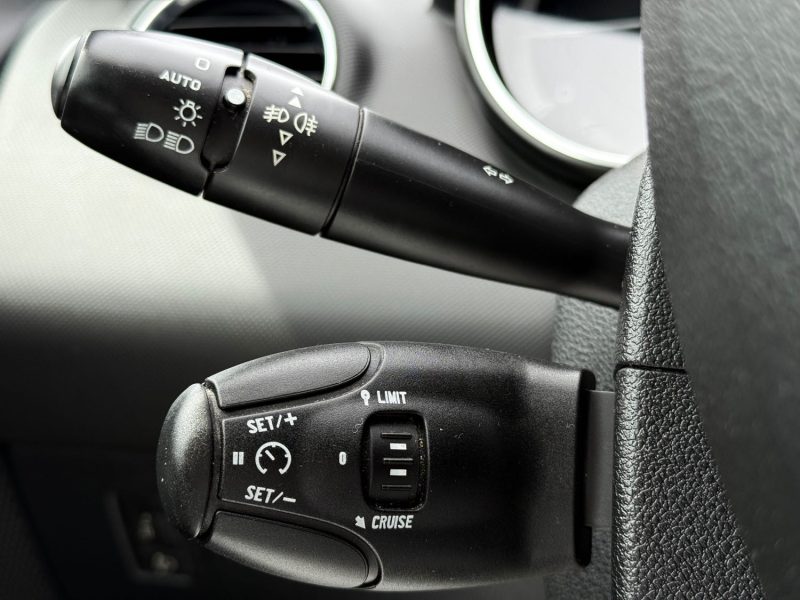 PEUGEOT 308 2010