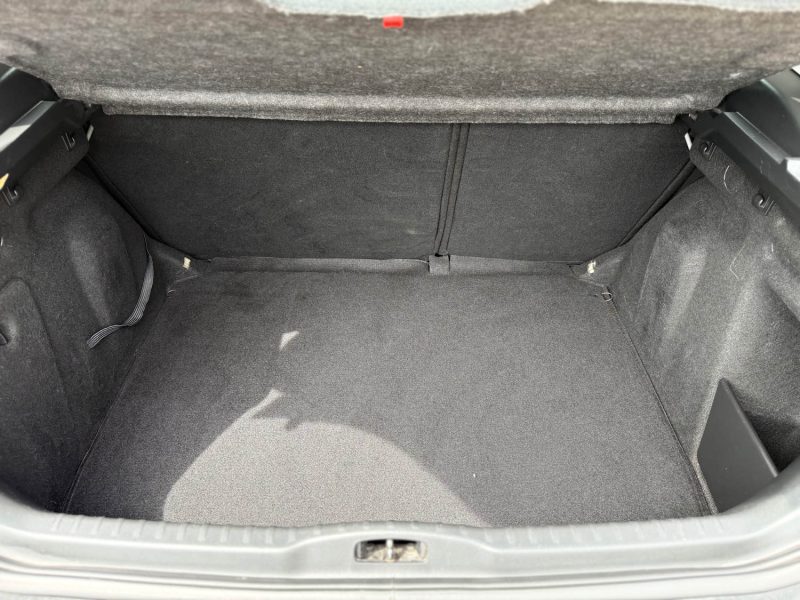PEUGEOT 308 2010