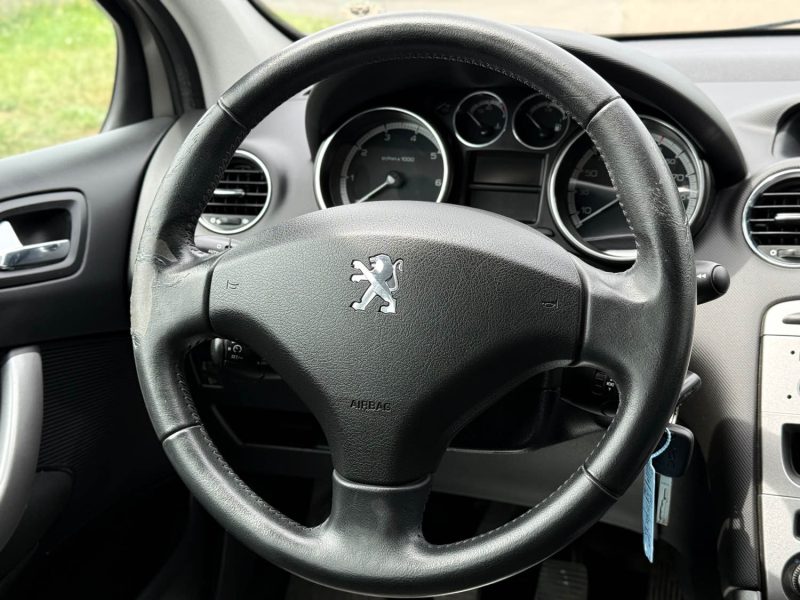 PEUGEOT 308 2010