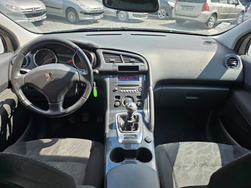 PEUGEOT 3008 1.6L HDi 110cv PREMIUM / Révisée&Garantie