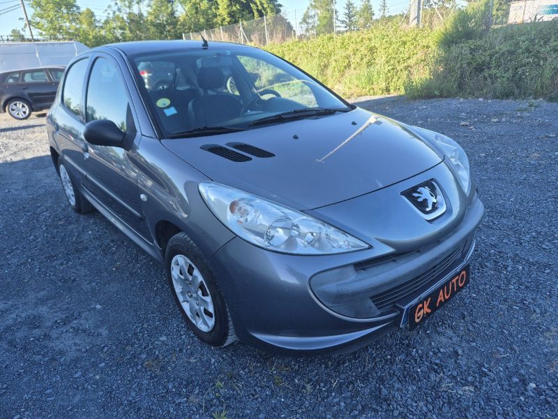 PEUGEOT 206 + 1.4 75cv urban 2009 157500 km 