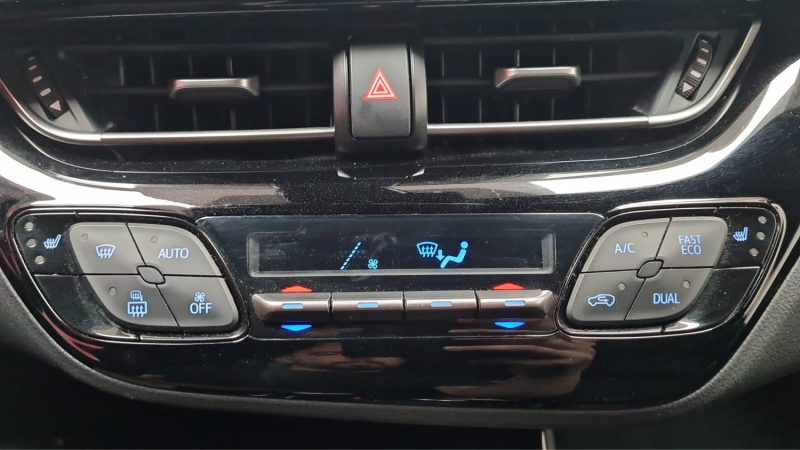 TOYOTA C-HR 2020