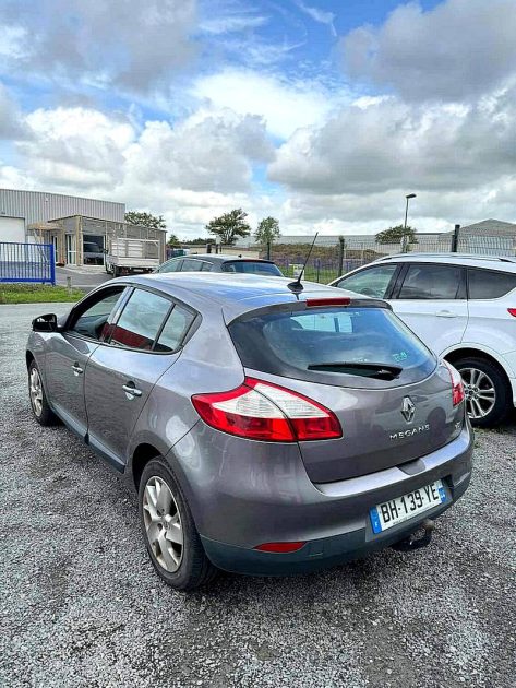 RENAULT MEGANE III  2011