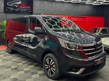 MINIBUS RENAULT TRAFIC 2.0 BLUE DCI - 9 PLACES 