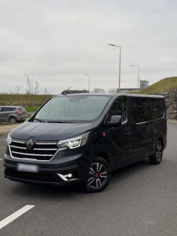MINIBUS RENAULT TRAFIC 2.0 BLUE DCI 150 CV / RED RALLONGE  9 PLACES PRIX TTC TVA RECUPERABLE 