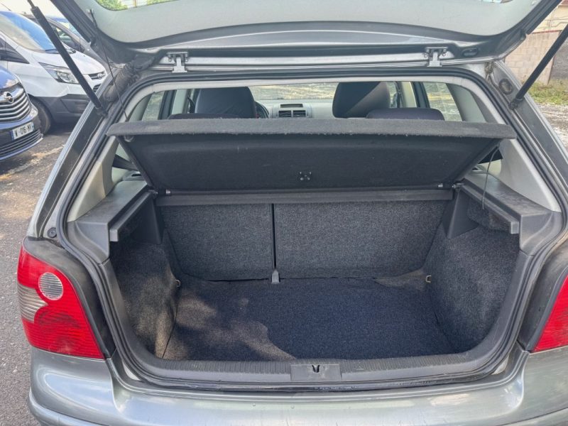 VOLKSWAGEN POLO 2004