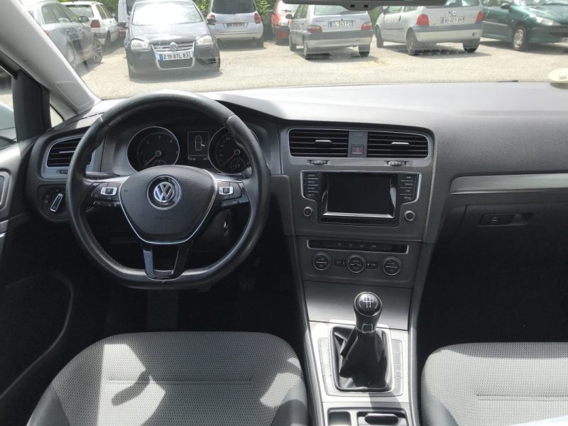 VOLKSWAGEN GOLF VII - 1.6 TDI 105cv FAP CONFORTLINE BUSINESS - GARANTIE 6 MOIS