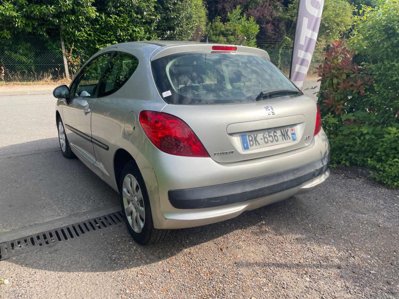 PEUGEOT 207 STYLE 1.4i 95CV