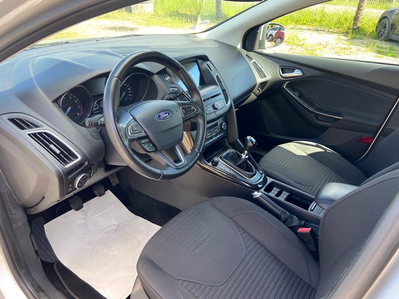 FORD FOCUS 1.0i 125CV TITANIUM 