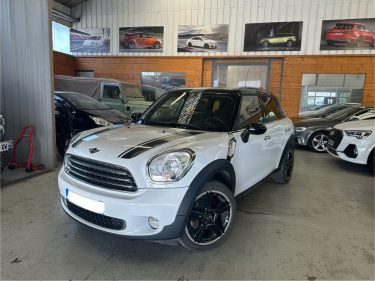 MINI COUNTRYMAN Red Hot Chili