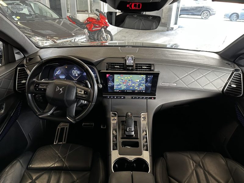 DS DS 7 CROSSBACK 2; HDI 180 RIVOLI